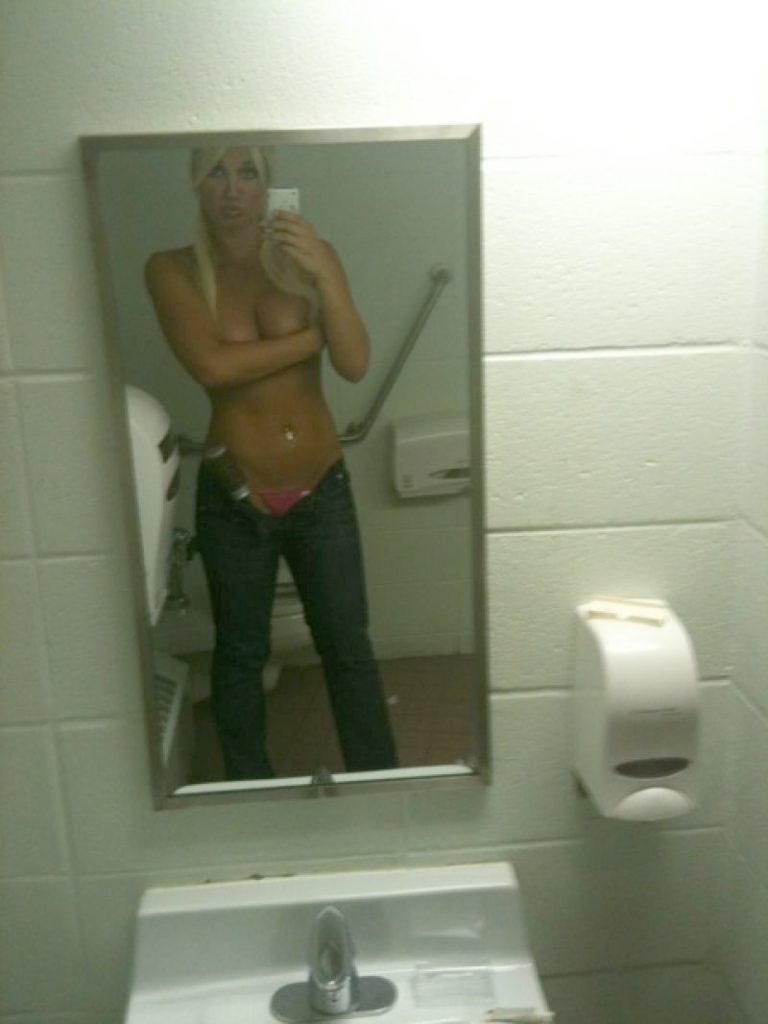 Brooke Hogan Leaked Photos, Naked Boobs Pics