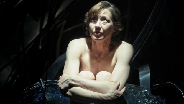 Carrie Coon Sexy Nude Images, MILF